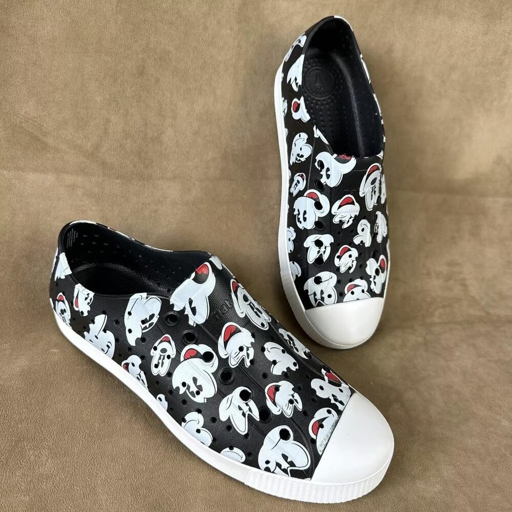 Disney Parks Native Mickey Mouse Size 9 Breathable Light Slip On Shoes Black